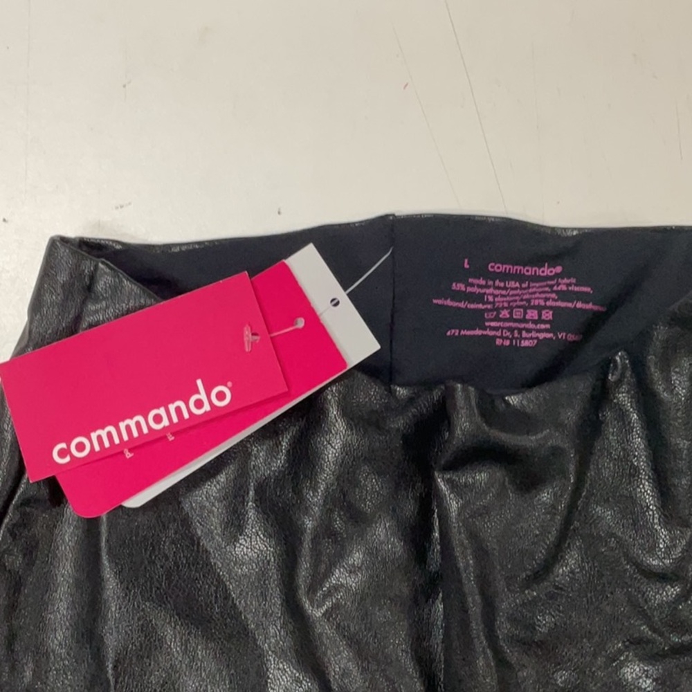 COMMANDO Faux Leather Flared Legging
U1-43 - Picture 7 of 7